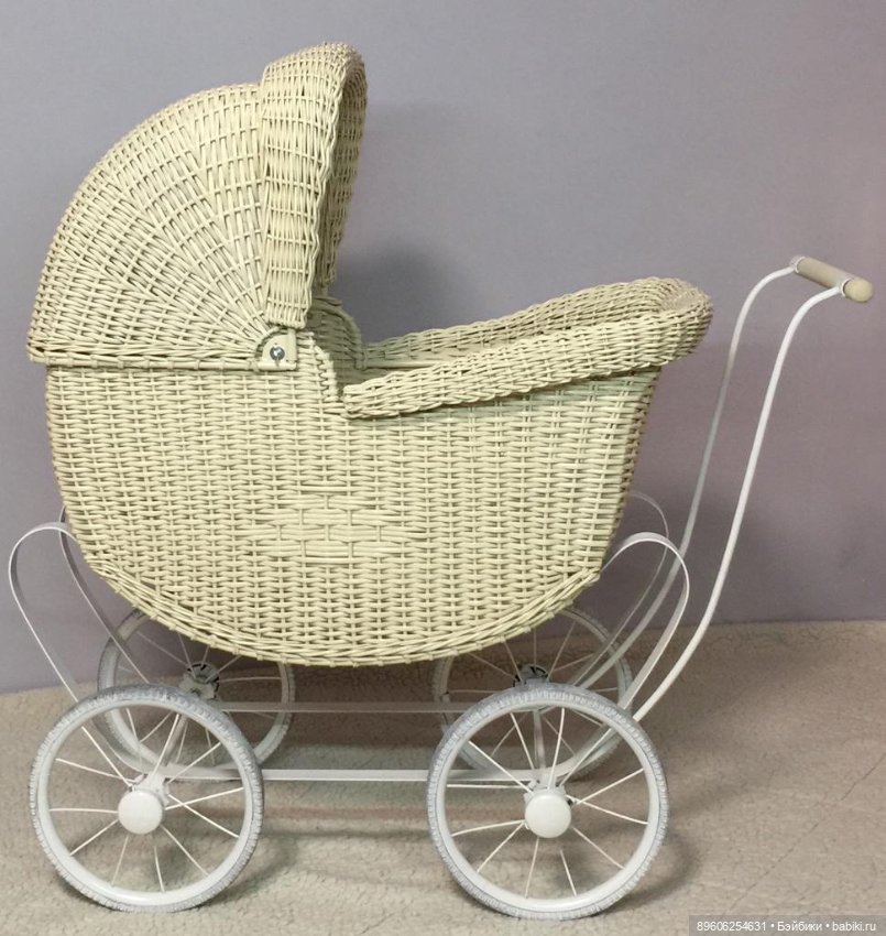 Большая плетённая коляска - реплика