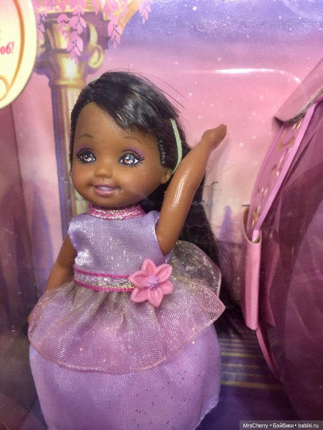Barbie 12 Dancing Princesses AA Lacey \ Барби 12 танцующих принцесс темнокожая Лэйси (фото 3)