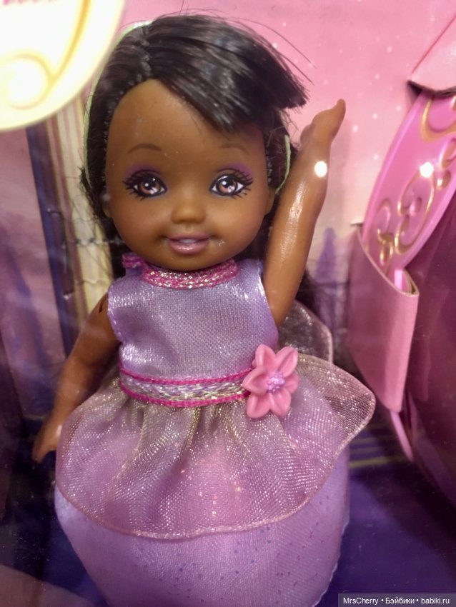 Barbie 12 Dancing Princesses AA Lacey \ Барби 12 танцующих принцесс темнокожая Лэйси (фото 2)