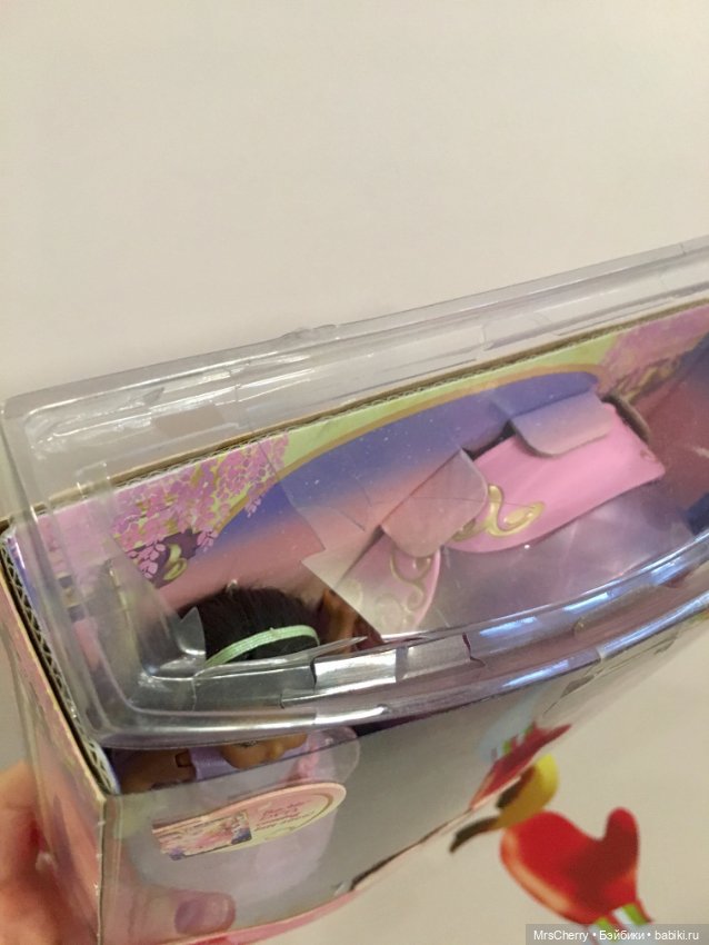 Barbie 12 Dancing Princesses AA Lacey \ Барби 12 танцующих принцесс темнокожая Лэйси (фото 6)