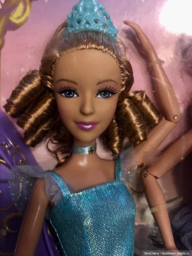 Barbie 12 Dancing Princesses Isla Hadley Ballet / 12 танцующих принцесс Барби