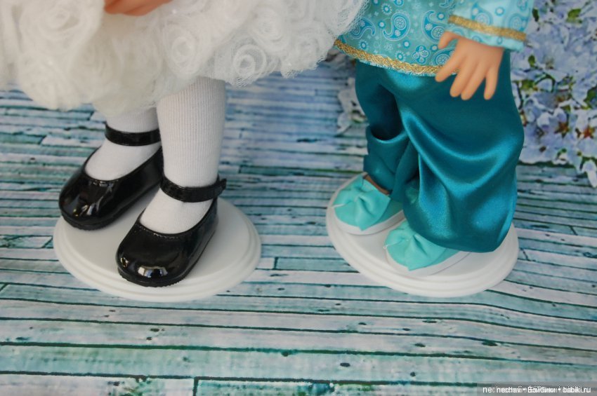 Подставки 2-х размеров основания с защитой на наконечниках (фото 2)