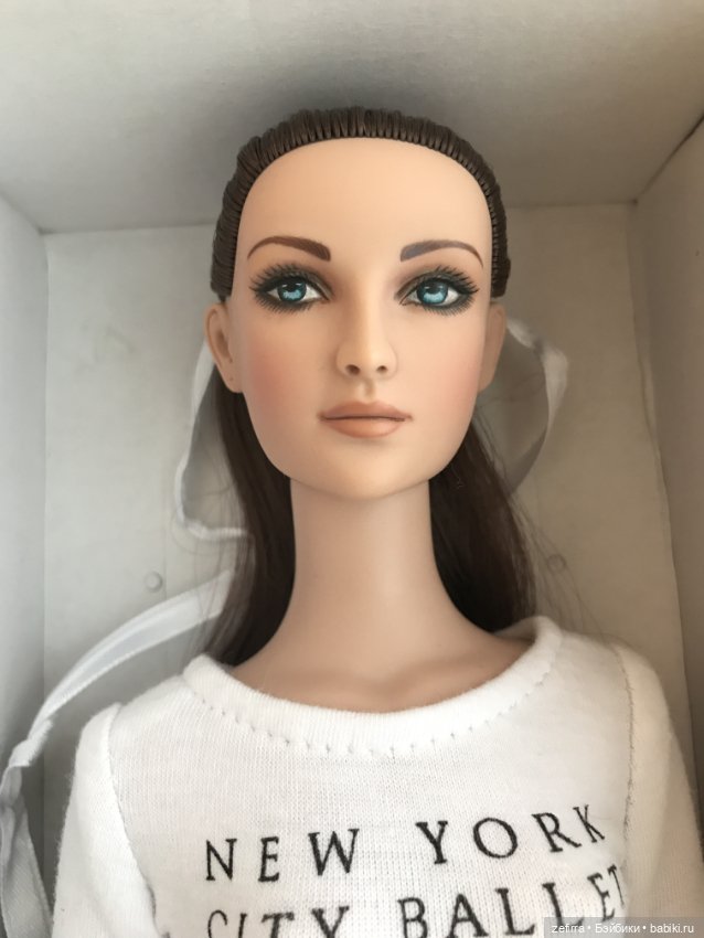 Тоннер Эмили Emilie NYC Ballet rehearsal basic brunette (фото 2)