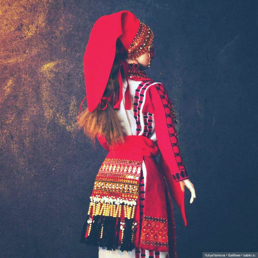 Авторская этническая кукла "Эрзя" (фото 3)