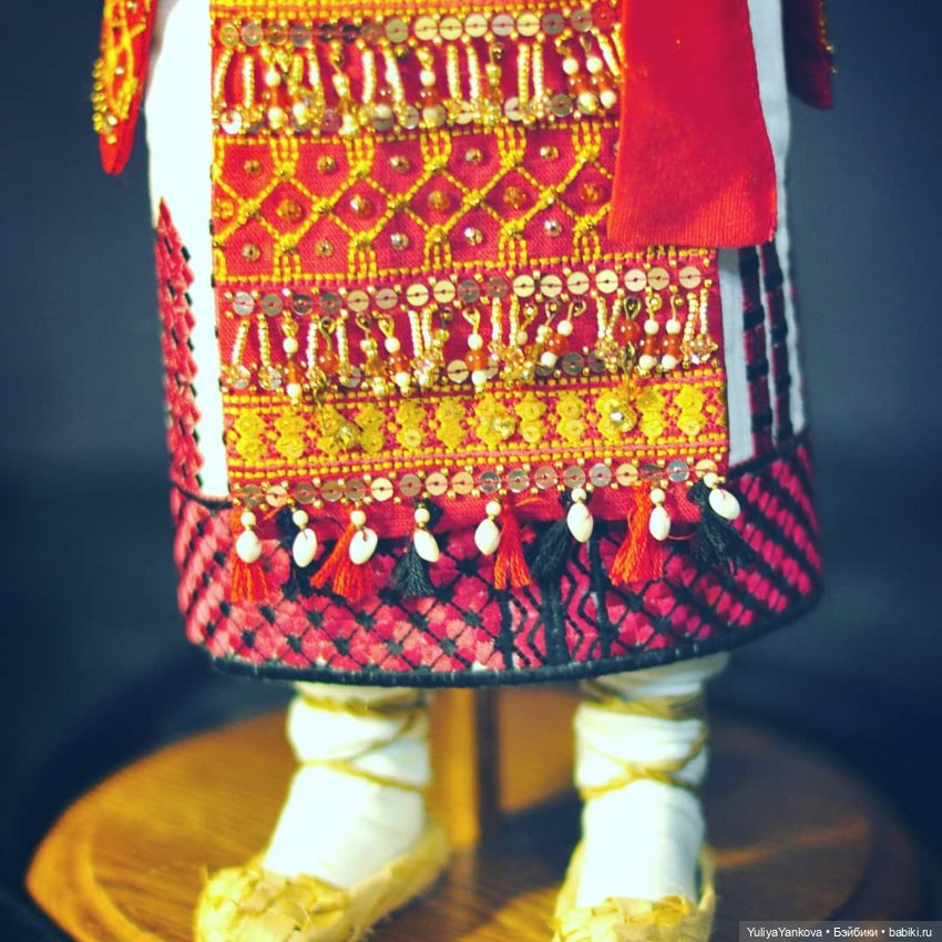 Авторская этническая кукла "Эрзя" (фото 2)