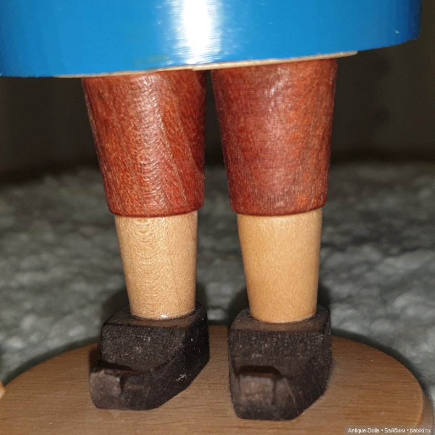 Винтажная фигурка Erzgebirgische Volkskunst, лесник (фото 7)