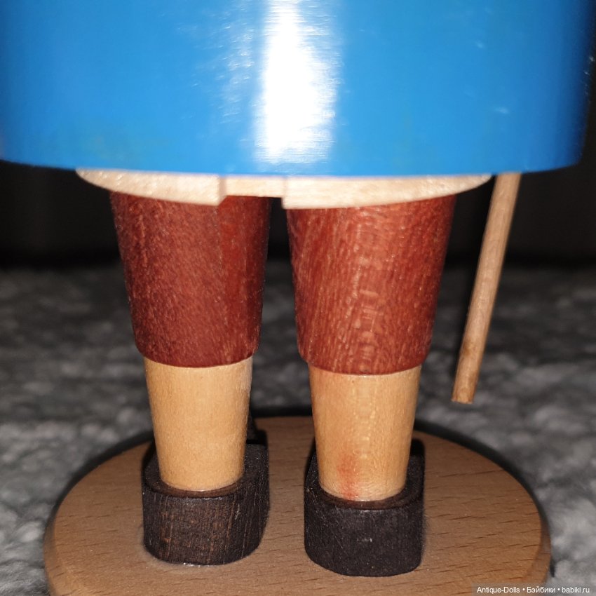 Винтажная фигурка Erzgebirgische Volkskunst, лесник (фото 9)