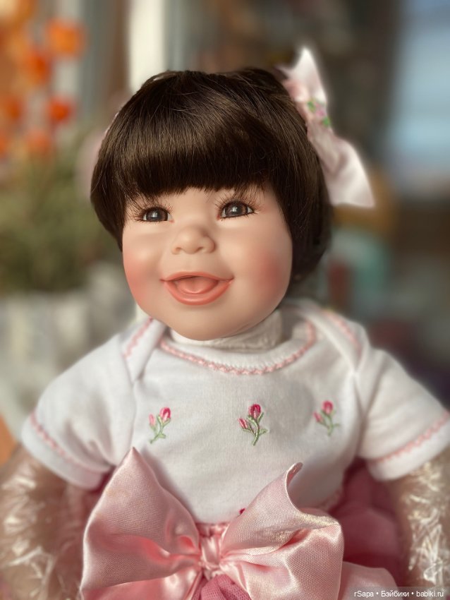 Редкая девочка Счастливый танец от Адора (фото 8)