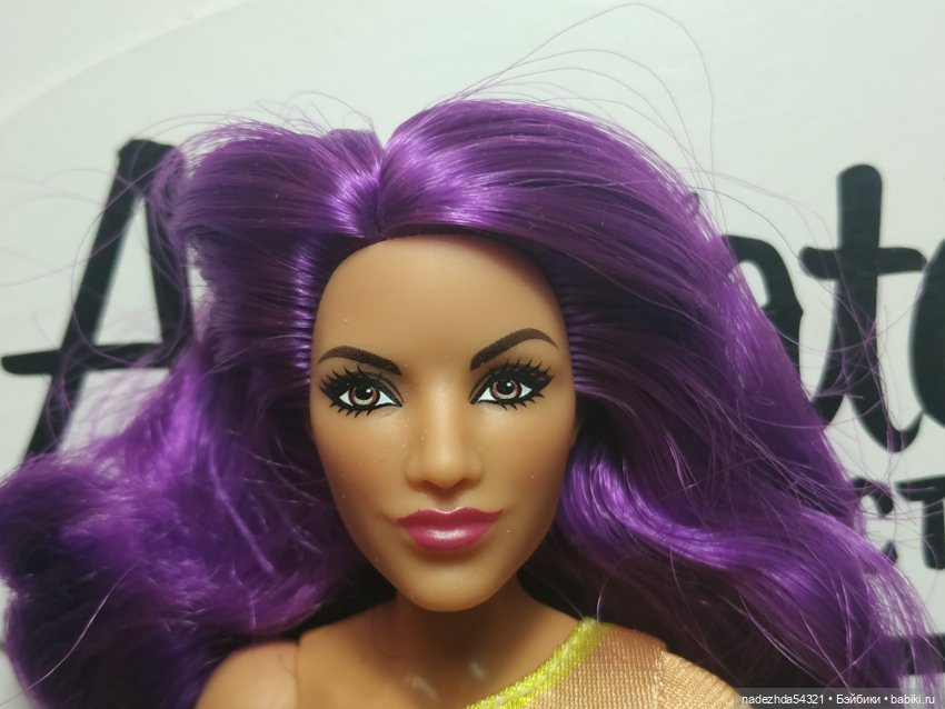 Рестлер Саша Бенкс. Разделила набор (фото 3)