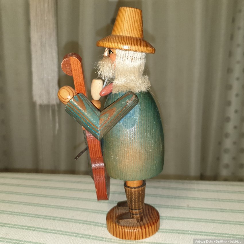 Винтажная фигурка Erzgebirgische Volkskunst, виолончелист (фото 6)