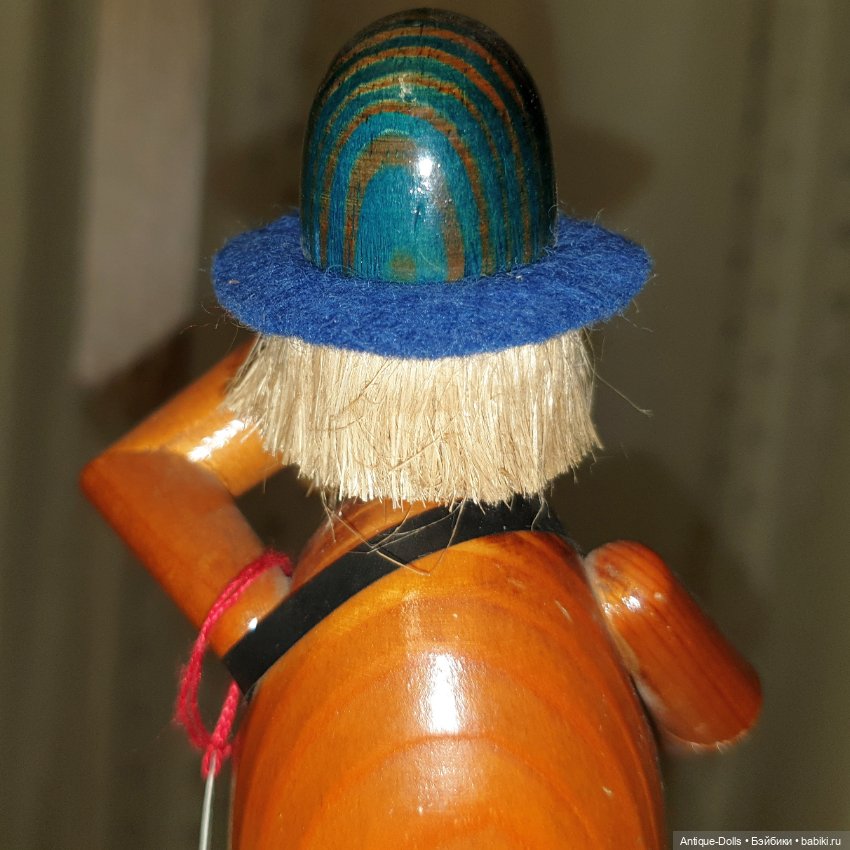 Винтажная фигурка Erzgebirgische Volkskunst, барабанщик