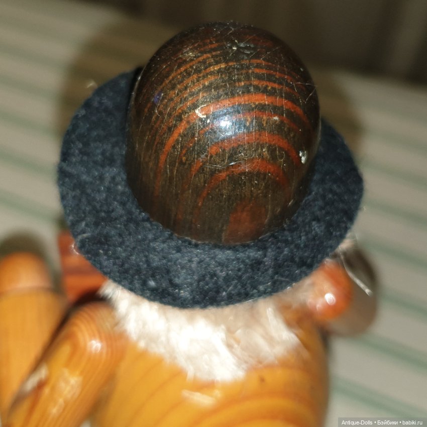 Винтажная фигурка Erzgebirgische Volkskunst, шарманьщик (фото 9)