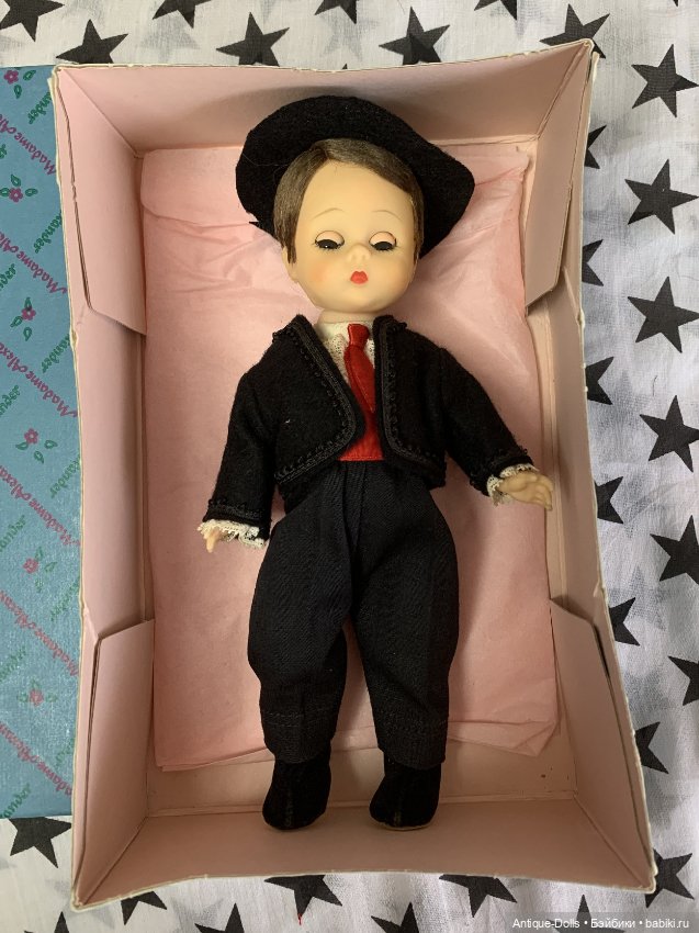 Madame Alexander Spanish Boy doll in original box (фото 8)