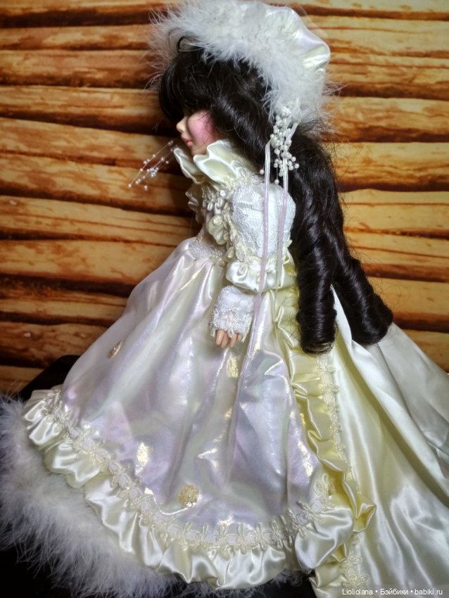 Невеста Ив из серии "Свадебный Марш" от Robin Woods. Полный винил. Рассрочка (фото 6)