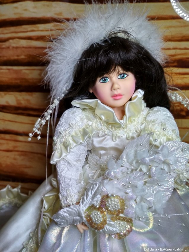 Невеста Ив из серии "Свадебный Марш" от Robin Woods. Полный винил. Рассрочка