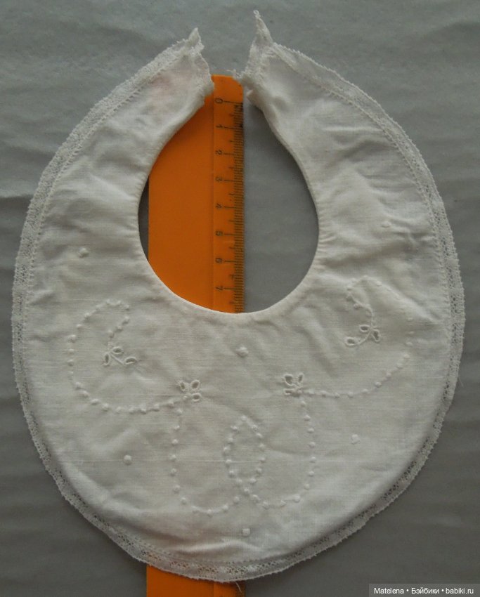 Нагруднички для ваших куклодеток