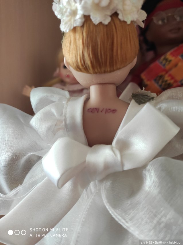 Кукла Lee Middleton Dew Drop Forget Me Not Ли Миддлтон Капля Росы винил 20 см (фото 7)