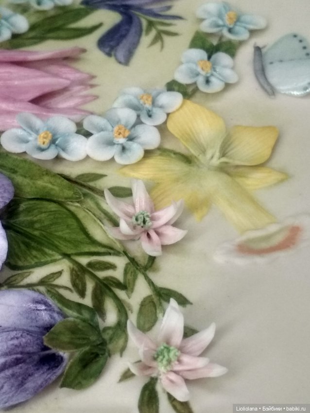 Фарфоровое панно с цветочной композицией #1 от Cybis. США