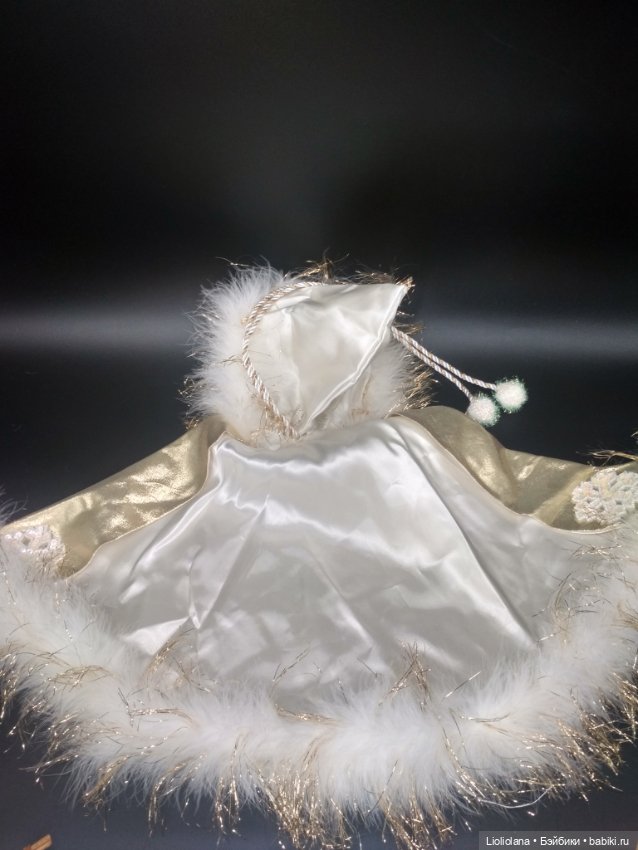 Аутфит от куклы Angel Face Lee Middleton. "Пусть Идёт Снег"