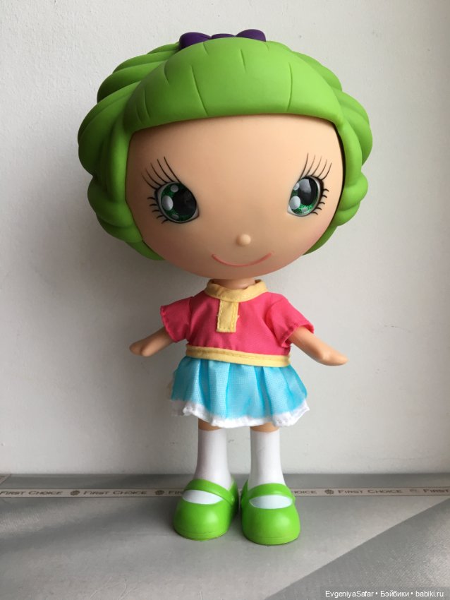 Фирменная кукла-фруктик FRUITYZZ