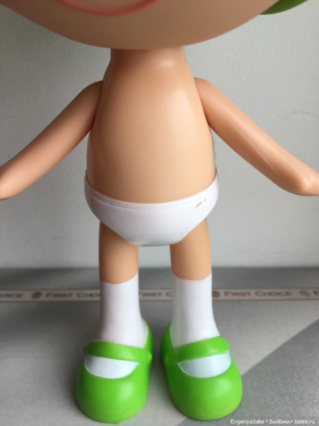 Фирменная кукла-фруктик FRUITYZZ