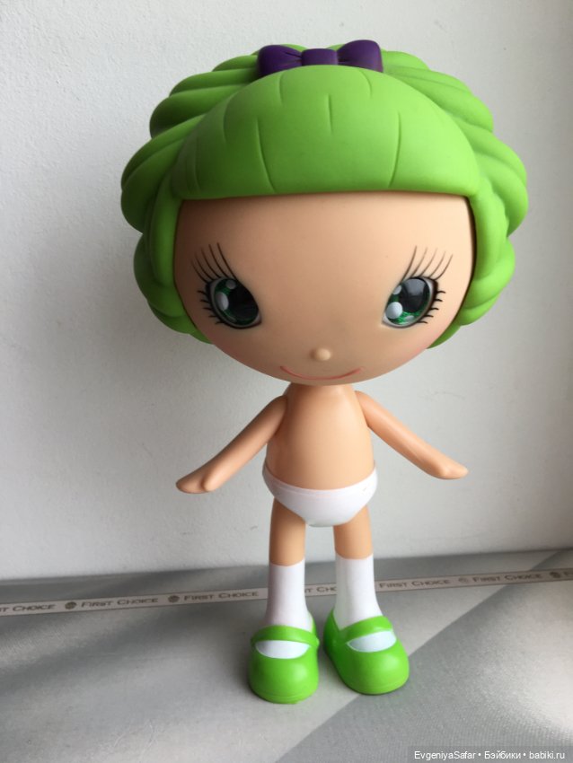 Фирменная кукла-фруктик FRUITYZZ