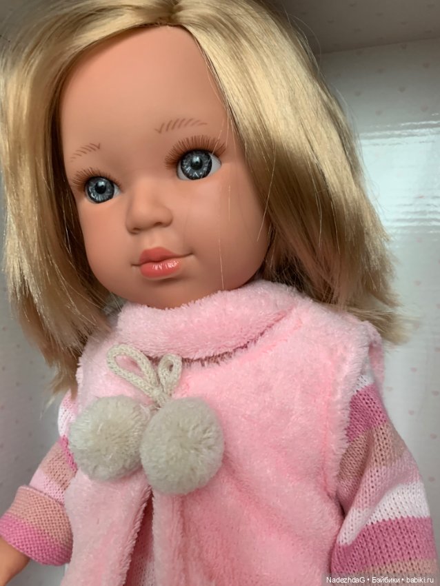 Кукла Carla в одежде и шапочке, 49 см. Arias Elegance (фото 4)