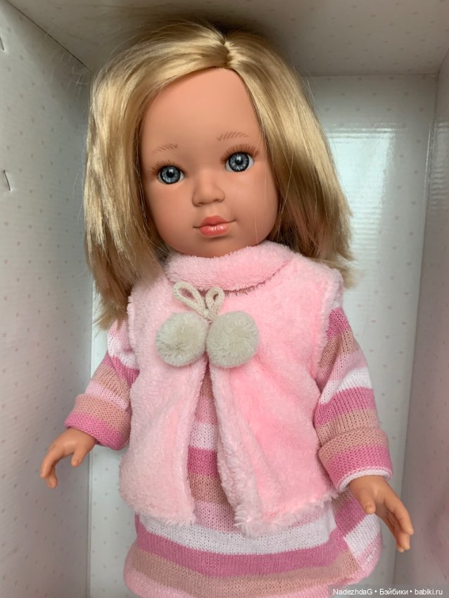 Кукла Carla в одежде и шапочке, 49 см. Arias Elegance (фото 5)