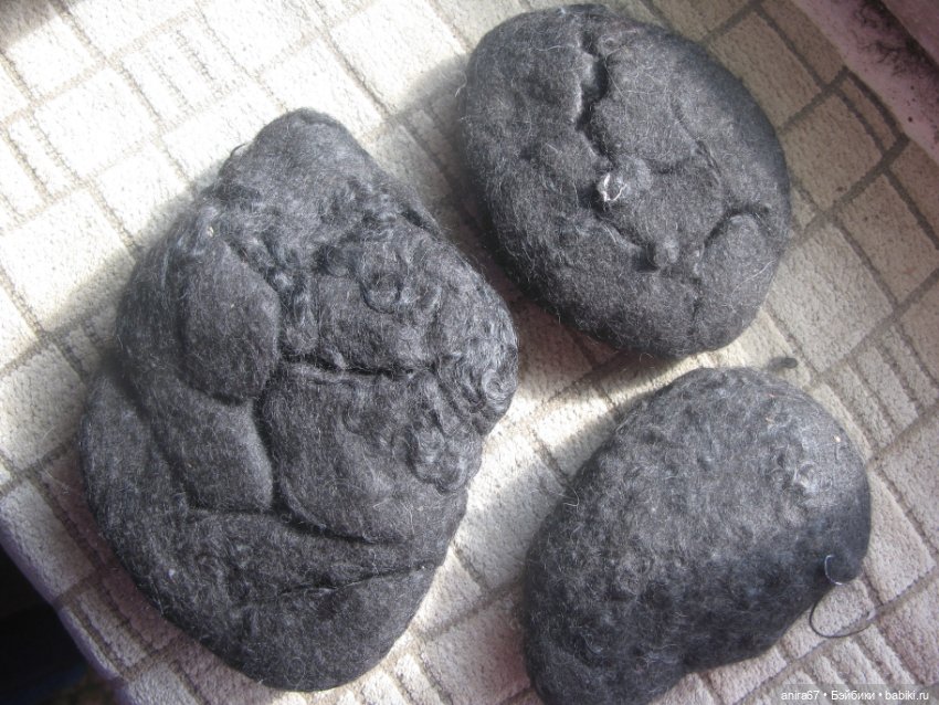 Валяная шерсть пуделя, заготовки для валяния игрушек, черно-серая (фото 3)