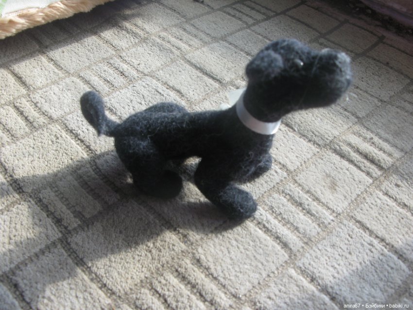 Валяная шерсть пуделя, заготовки для валяния игрушек, черно-серая (фото 5)