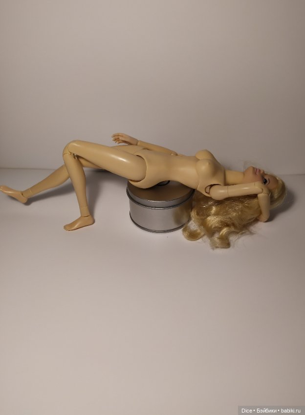 Женское суперподвижное тело 1/6 (фото 9)