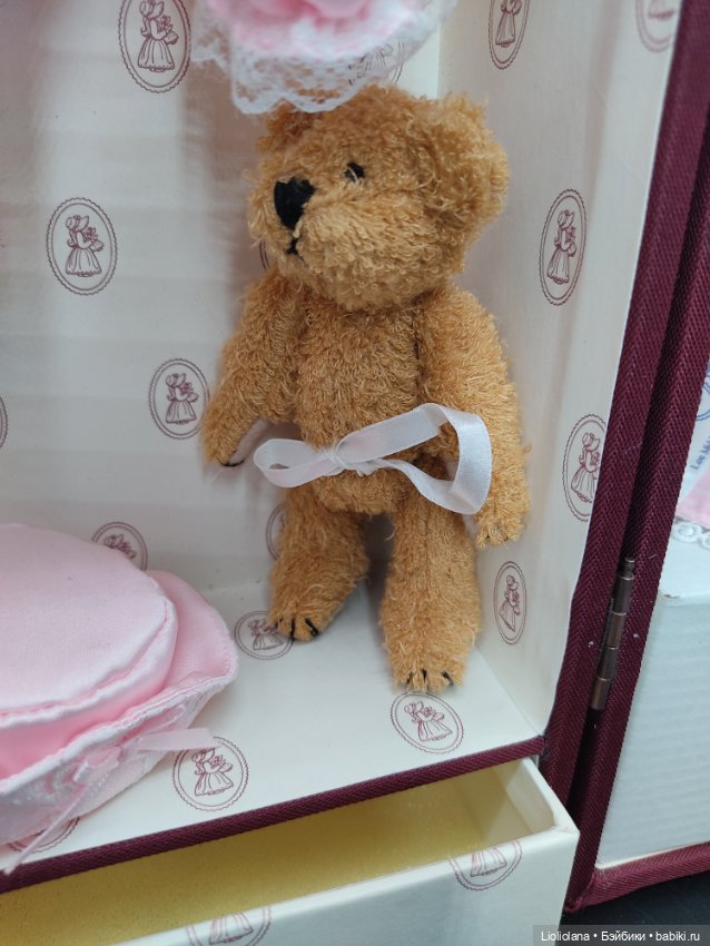 Малышка в чемодане-переноске от Lee Middleton. 20 см. Винил. Рассрочка (фото 5)