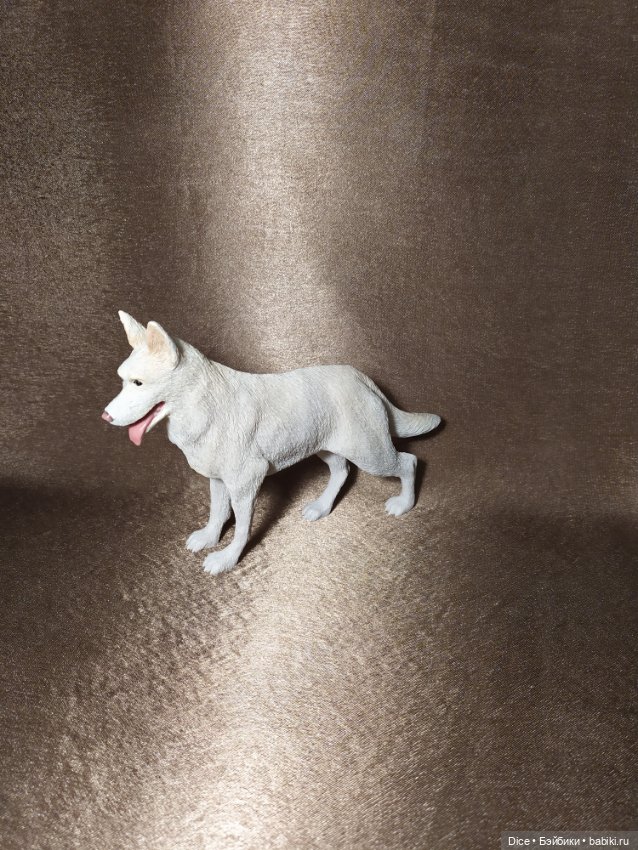 Собака для кукол формата 1/6