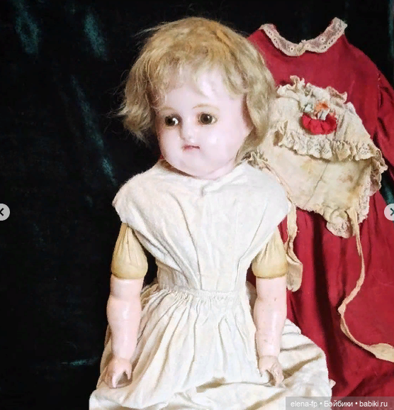 Антикварная кукла"Соня в красном платье" (фото 4)