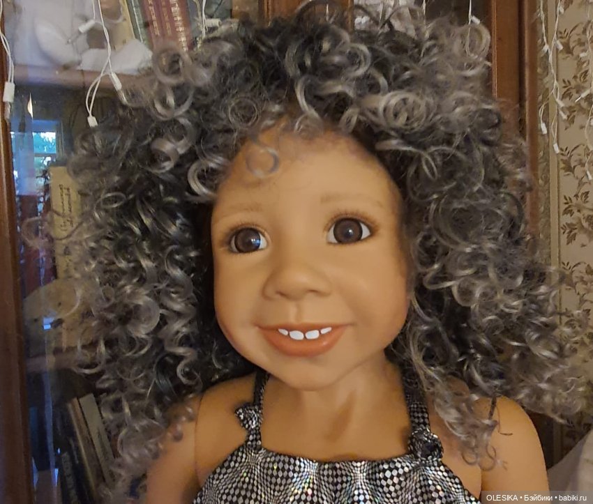 Продается парик для больших кукол Моники Левениг (фото 2)