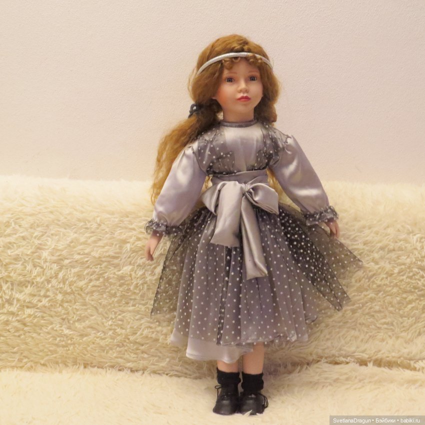 Очень серьёзная фарфоровая красавица (фото 2)