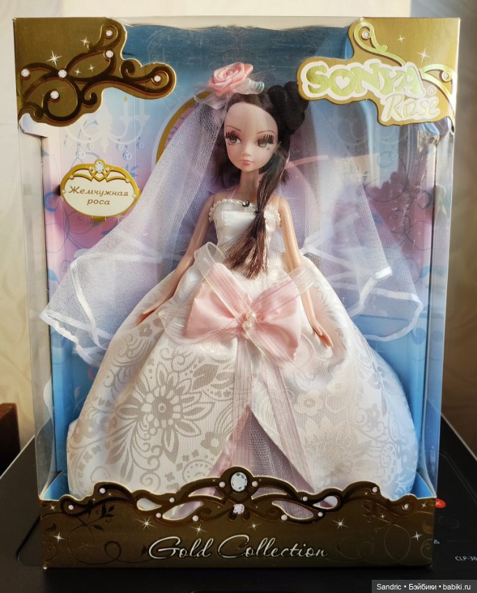 Куклы Sonya Rose Gold Collection в упаковке (фото 3)