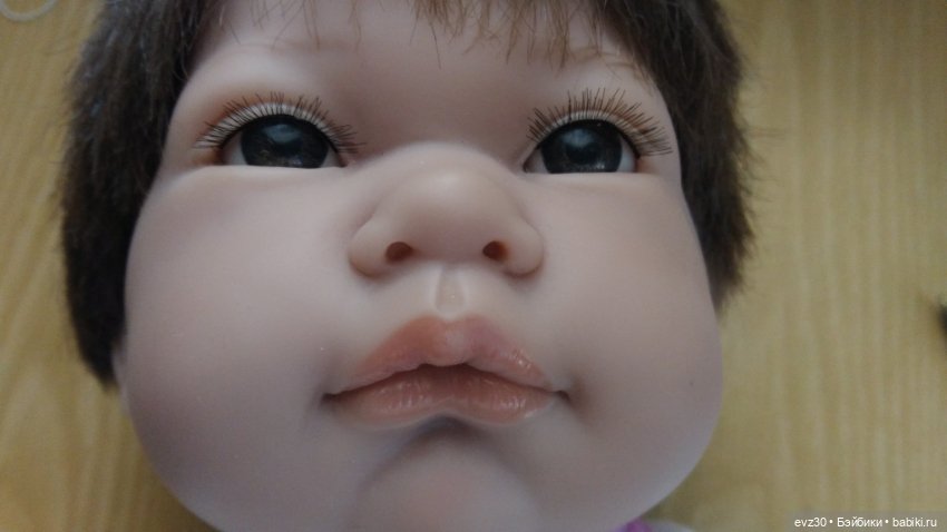 Испанская кукла Паула с мягким телом и звуковым модулем