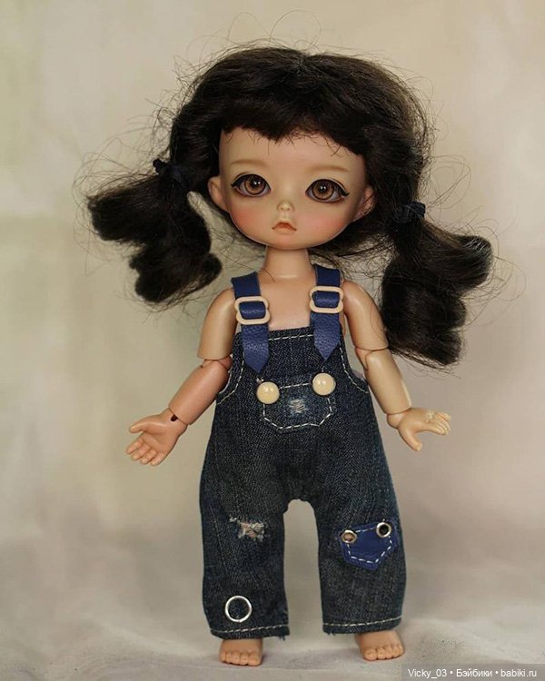 Джинсовые комбинезоны + костюм-хаки для малышек 1/8 бжд (фото 2)