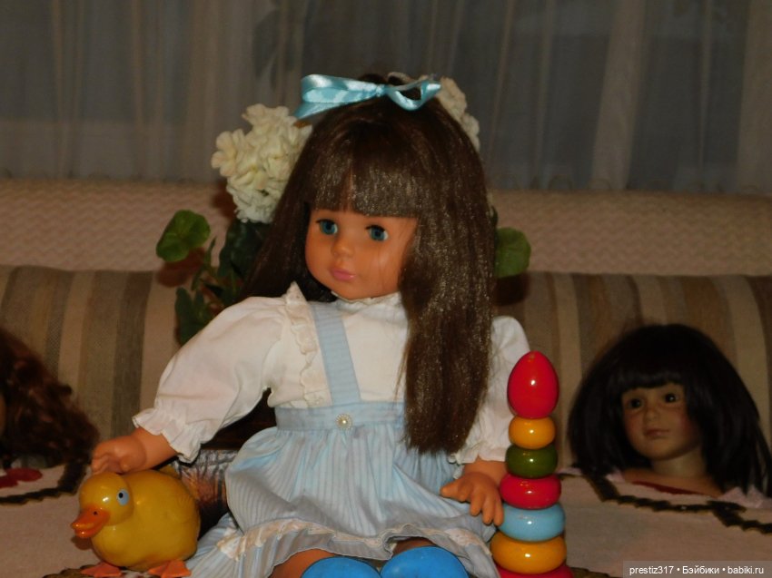 Красивая и длинноволосая, немецкая кукла Gotz (фото 7)