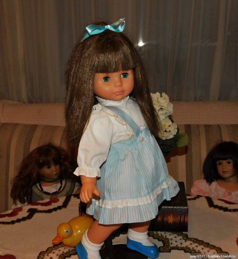 Красивая и длинноволосая, немецкая кукла Gotz (фото 2)