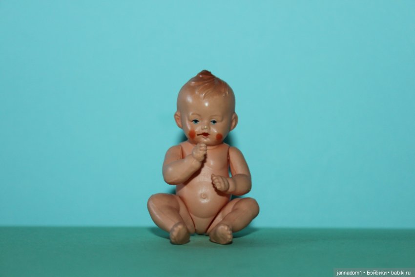 Целлулоидный малыш Caco Caho с ротиком под соску, высота 7 см (фото 6)