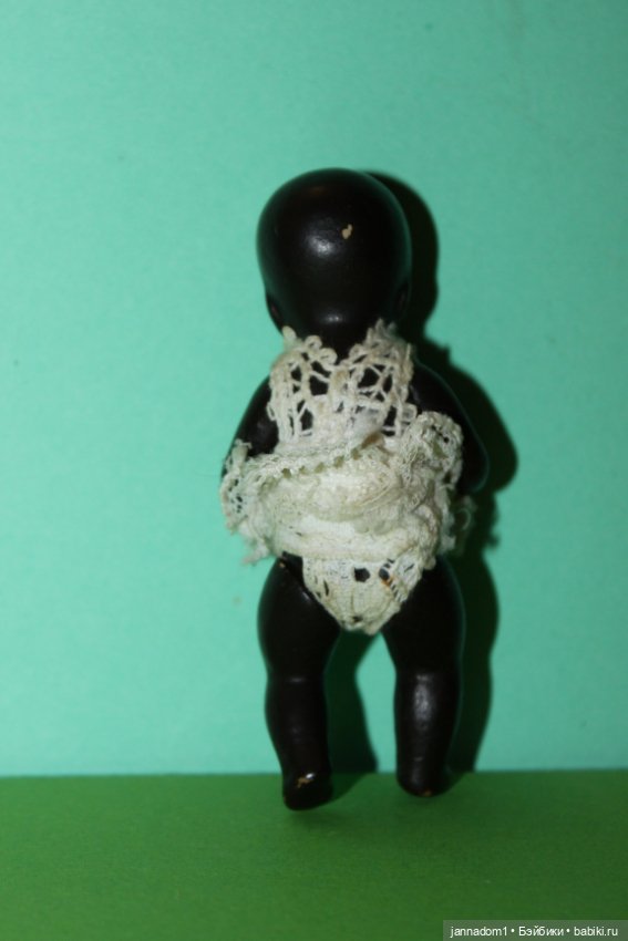 Редкий керамический немецкий пупсик негрик Tebu Теоdor Buschbaum, высота 9 см (фото 3)