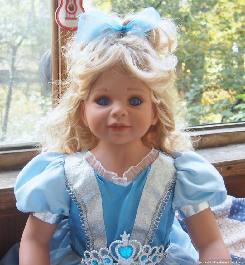 2016 Ashton Drake полностью виниловая шарнирная большая Золушка от Monika Peter Leicht (фото 8)