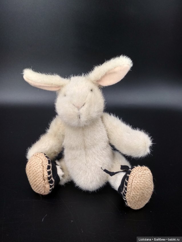 Кролик Hoppy Vanderbear.Прогулка в горах. 20 см (фото 10)