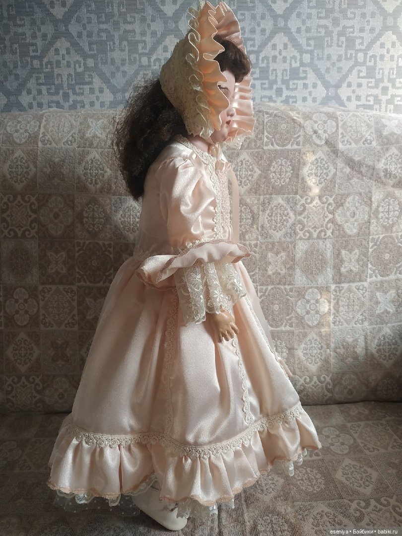 Антикварная Флорадора на кожаном теле (фото 2)