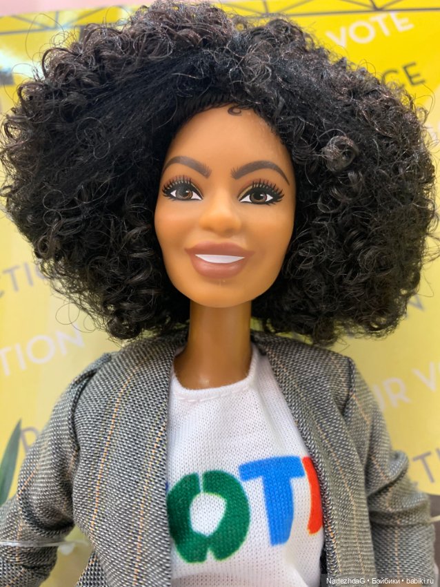 Яра Шахиди, Barbie Yara Shahidi (фото 6)