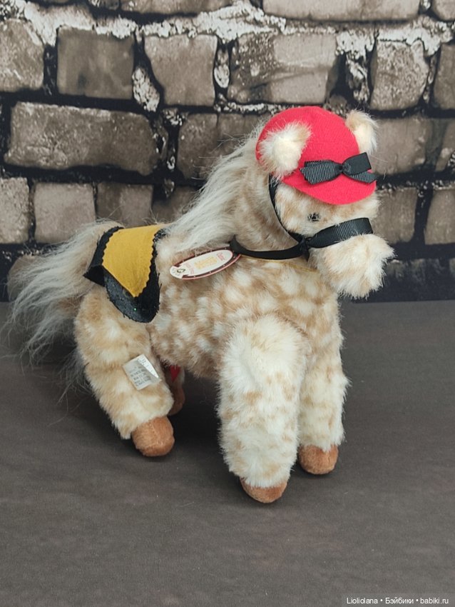 Мишка Muffy, кролик Hoppy и лошадка Овсянка. Лошадиные бега