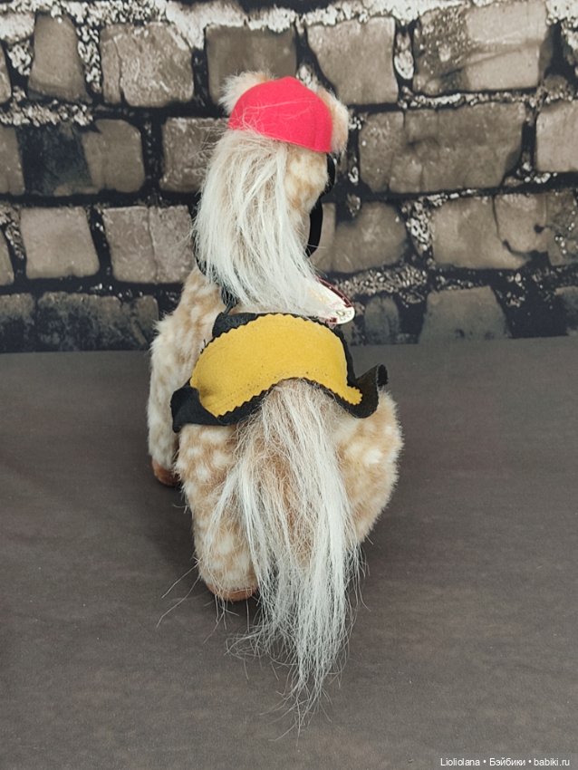 Мишка Muffy, кролик Hoppy и лошадка Овсянка. Лошадиные бега