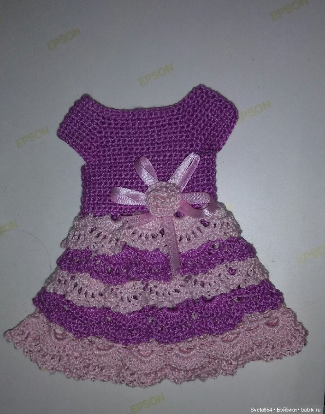 Вязаные платья на Паола Рейна (фото 3)